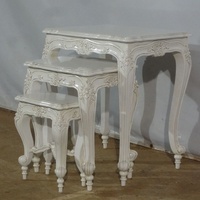 Table d'appoint en bois d'acajou Table gigogne peinte en blanc pour salon Ensembles de table peints à la main Meubles anciens