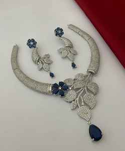 Ensemble de colliers CZ pour femmes, design unique et tendance, parfait pour les soirées, s'accorde avec les tenues ethniques et modernes, qualité supérieure - Product Image 2