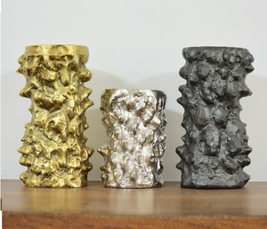 Vase à fleurs en métal coulé en aluminium fini antique en lot de 3 modèles Vase en métal très vendu pour console Décoration de table - Product Image 1