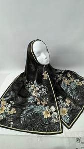 Hijab Satin Imprimé Strass Jersey Lux Personnalisé Ethnique Musulman Écharpe Uni Solide avec Léger Été Saison Mousseline de Soie FR - Product Image 3