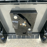 Robot tondeuse intelligent à profil bas avec chenilles pour la tonte des lignes de clôture électrique et des espaces de jardin étroits
