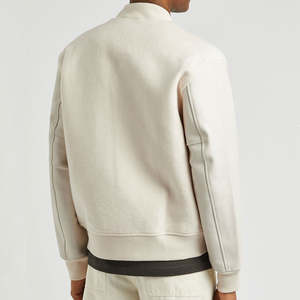 Chaqueta Universitaria de Béisbol con Capucha, Bordada en Chenilla Recubierta de Alta Calidad, Unisex, Personalizable con Letras Intramurales en la Parte Delantera - Product Image 4