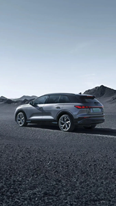 รถ SUV Audi Q5 40 E มือสอง สภาพดี ลดราคาสุดพิเศษ - Product Image 3