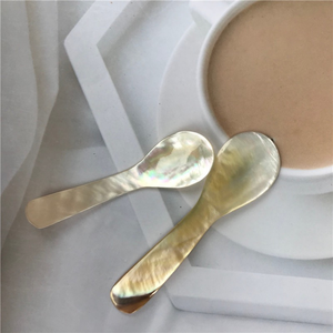 Cuchara Gourmet Elegante de Caviar Madre Perla Cubiertos de Concha Hechos a Mano para Comedor de Alta Gama y Uso de Presentación de Alimentos - Product Image 5