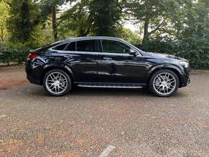 Mercedes GLE 53 UV Turbo 400 ch 500 Nm automatique, sièges en cuir, toit ouvrant, caméra 360°, très propre et en excellent état, modèle 2022, à vendre. - Product Image 3