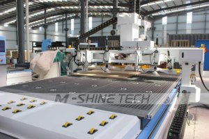 Routeur CNC à <span class=keywords><strong>prix</strong></span> d'usine Jinan M-shine pour le travail du bois, ligne de production intégrée pour l'usine de meubles en bois - Product Image 6