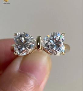 Anillo de compromiso de oro macizo de 14 quilates con diamante cultivado en laboratorio de 2.50 quilates en forma de corazón, estilo Toi et Moi, de gran venta. - Product Image 4