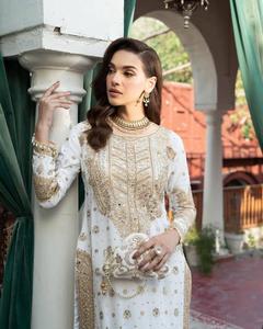 Dernier modèle Nouveau designer Vêtements de fête Chinon Soie Cording Séquence et Fil Brodé Designer Top Avec Pantalon Et Dupatta - Product Image 2