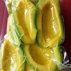 Vietnamese IQF Frozen Natural Avocado Half Cut High Quality Grade a - Product Image 5