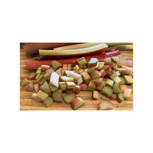 Livraison rapide de tranches de rhubarbe congelées emballées dans des sacs d'aliments surgelés - Product Image 3