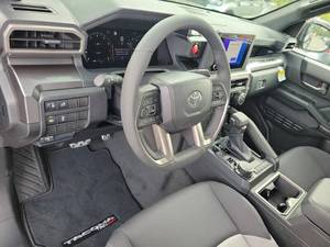 Toyota Tacoma d'occasion 2026 à bas prix à vendre - Product Image 3