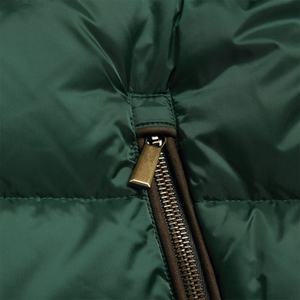 Chaqueta de invierno Chaqueta Logotipo personalizado Nuevo diseño 100% Poliéster Suave Cálido Nuevos hombres Chaquetas acolchadas de talla grande Chaqueta de invierno de gran tamaño para hombres - Product Image 6