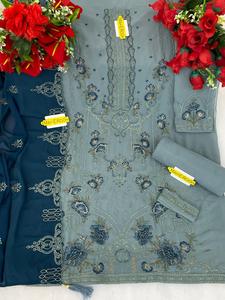 Élégant costume pakistanais brodé, parfait pour les festivals traditionnels et les cérémonies, disponible dès maintenant à un prix abordable - Product Image 4