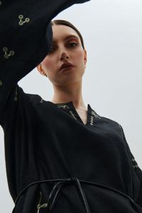 Verano Vintage estudiantes blusa suelta de manga larga con cuello en V algodón Top Floral sólido encaje bordado estampado Animal patrón 1 pieza - Product Image 4