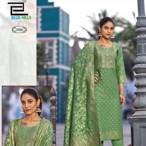 ชุดคุर्ติผ้าเรยอนปักลายสีน้ำเงินขายส่ง ความยาวระดับเข่า พร้อมกางเกงและผ้าคลุมไหล่ สไตล์แฟชั่นอินเดียและปากีสถาน สำหรับงานปาร์ตี้ - Product Image 1