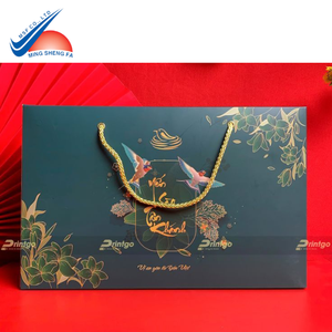 Sac en papier d'achat personnalisé du Vietnam - Carton épais avec lamination brillante ou mate pour emballages cadeaux et de vente au détail de luxe - Product Image 3