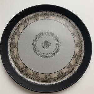 Assiette de présentation Iron Rose Mist, design Art Déco, moderne, légère, avec des tons doux et nacrés, pour la décoration de mariage - Product Image 4