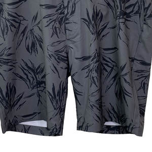 กางเกงขาสั้นโปโลสำหรับผู้ชายทรงโมเดิร์น ผลิตจากผ้าเนื้อนุ่ม ระบายอากาศได้ดี ให้ความสบายแบบสบายๆ แฟชั่นฤดูร้อน น้ำหนักเบา - Product Image 5