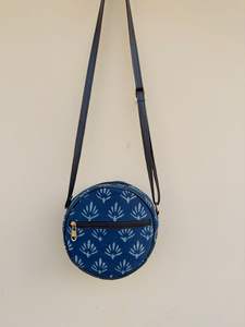 Sac à bandoulière en coton imprimé bloc à main indien traditionnel bloc à main floral imprimé sac à bandoulière Boho - Product Image 4