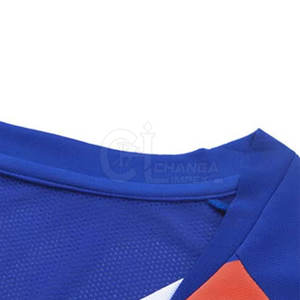 Uniforme de football pour hommes respirant en polyester 100% à séchage rapide et léger, taille personnalisée avec logo personnalisé - Vente en gros et durable - Product Image 5