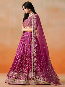 Boutique Premium Lehenga Choli Perfecto para bodas y ocasiones festivas Trabajo de hilo Lehenga Choli - Product Image 2