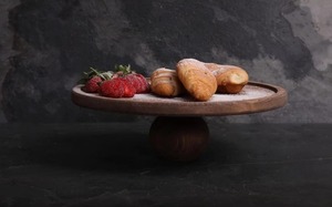 ขาตั้งเค้กไม้เนื้อแข็งแบบเป็นมิตรกับสิ่งแวดล้อม สำหรับจัดวางเค้กในงานปาร์ตี้ งานเลี้ยงที่บ้าน ร้านเบเกอรี่ คาเฟ่ และงานอีเว้นท์ มีจำหน่ายแล้ว - Product Image 3