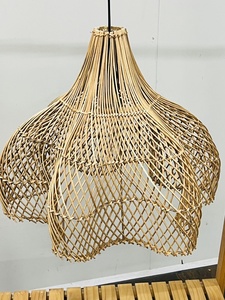 Abat-jour en rotin fait main en forme d'étoile, style bohème, éclairage suspendu écologique pour intérieur - Product Image 6