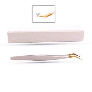 Pince à épiler pour extensions de cils en acier inoxydable, pointe blanche, dorée, antistatique, non corrosive, facile à utiliser pour les cils fins - Product Image 3
