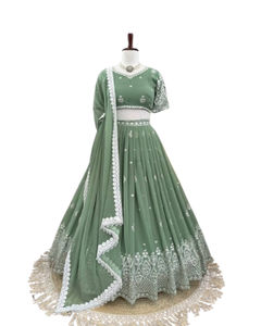 Lehenga Verde Menta Bordada con Mangas Abullonadas, Lehnga Choli del Mejor Fabricante Indio a Precio de Mayoreo - Product Image 1
