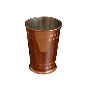 Copas de julepe de cobre para ideas de decoración de bar en casa con estilo, ideales para interiores de estilo rústico moderno. - Product Image 4