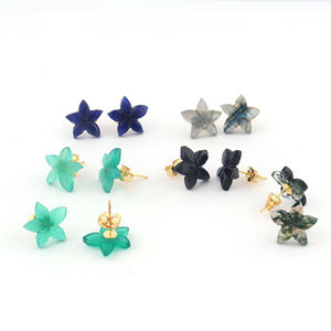 Hot sale natural <b>blue</b> sodalite carved flower shape <b>studs</b> <b>earring</b> brass 18k gold plated wholesale affordable price women <b>studs</b> - Product Image 5