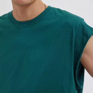 เสื้อยืดแขนกุดปี 2026 แบบ OEM สตรีทแวร์ขอบดิบ เสื้อยืดทรงสปอร์ต ตัดเย็บทรงครอป ทรงบ็อกซี่ คอกลม แขนกุด สีพื้น ทรงเข้ารูป - Product Image 3