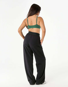 Ensemble de yoga 2 pièces de haute qualité, sur mesure, vert, OEM, pour femmes, grande taille, uni, pantalon taille haute, doux et extensible, bralette - Product Image 6