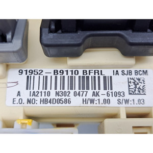 PORTAFUSIBLES Y UNIDAD DE CONTROL DEL CUERPO DE LA COMPUTADORA HYUNDAI i10 2ª Serie 91952B9110 G4LA gasolina 1248 (11>13) - Product Image 3
