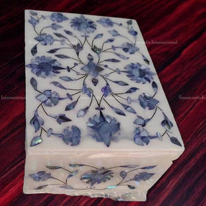 Joyero decorativo para niñas de nácar de la mejor calidad para regalar disponible para la venta en India - Product Image 1