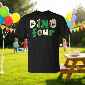 T-shirt promotionnel à thème dinosaure pour le 4ème anniversaire de la famille Dino Four - Product Image 3