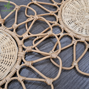 แผ่นรองจานหวายทรงกลมทำด้วยมือทำด้วยมือตกแต่งสไตล์โบฮีเมียนเพื่อเพิ่มประสบการณ์การรับประทานอาหารของคุณ - Product Image 6