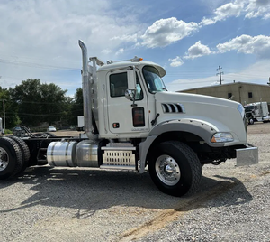 Mejor oferta 2012 GU813 TRI AXLE 18spd MP8 505 HP - Product Image 3