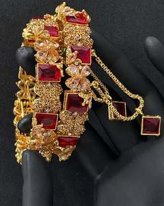 Joyería de moda de inspiración pakistaní con brazaletes Rajwari de circón, conjuntos de Material de oro de 24K, Indio para bodas largas de AA IMPEX - Product Image 3