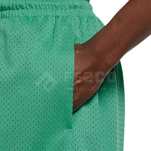 กางเกงขาสั้นผ้าตาข่ายลำลองสำหรับผู้ชายขายดีที่สุดน้ำหนักเบาและระบายอากาศได้ดีได้รับการออกแบบโดยคำนึงถึงความสบายด้วยวัสดุคุณภาพสูง - Product Image 5