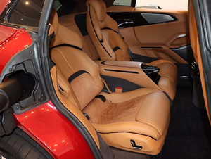 Ferrari Purosangue AWD 2024 d'occasion, conduite à gauche, turbo, sièges en cuir R20, intérieur clair, automatique, caméra de recul, SUV, toit ouvrant, 5 places - Product Image 3