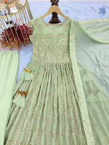 ชุดเดรสสำหรับงานปาร์ตี้ชุดเดรสแฟนซีเย็บพร้อมพร้อมกางเกงผ่าข้างดีไซน์ใหม่ - Product Image 4