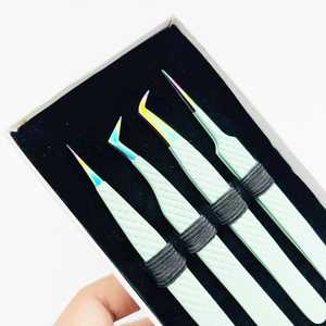 Pince à épiler pour extensions de cils en acier inoxydable recouvert de poudre rouge blush de type crochet incurvé, précision antistatique, volume russe - Product Image 6