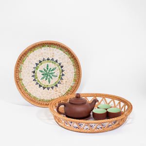 Bandeja de Servicio de Lujo Hecha a Mano, Elegante y Decorativa con Incrustaciones de Nácar de Vietnam, Diseño Geométrico, Ecológica y Personalizable para Hotel - Product Image 3