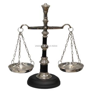 Plateaux de service carrés en bronze chic avec finition texturée et design élégant, idéaux pour la décoration intérieure et les invités divertissants - Product Image 2