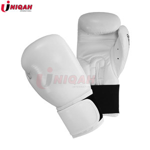 Gants de boxe en cuir de vachette professionnels avec logo personnalisé pour enfants mitaines d'entraînement MMA 8oz 12oz durables et confortables imperméables - Product Image 4