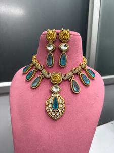 Ensemble de collier de qualité supérieure, design magnifique, peut être porté avec des tenues ethniques et occidentales, parfait pour les soirées - Product Image 5