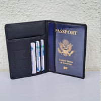 ADORA – Étui de passeport en cuir PU de qualité supérieure, durable et tendance, motif personnalisé, 3 emplacements pour cartes, 1 poche supplémentaire, fermeture pliable