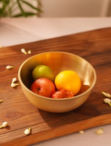 Bol décoratif en métal doré, élégant, fait à la main, pièce maîtresse pour la table à manger, le salon, la cuisine et l'ameublement - Product Image 3