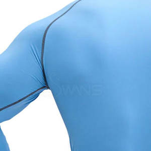 Chemises de compression de couleur unie pour hommes avec manches longues Logo personnalisé Nouveau style en coton/fibre de bambou de 220 grammes - Product Image 5